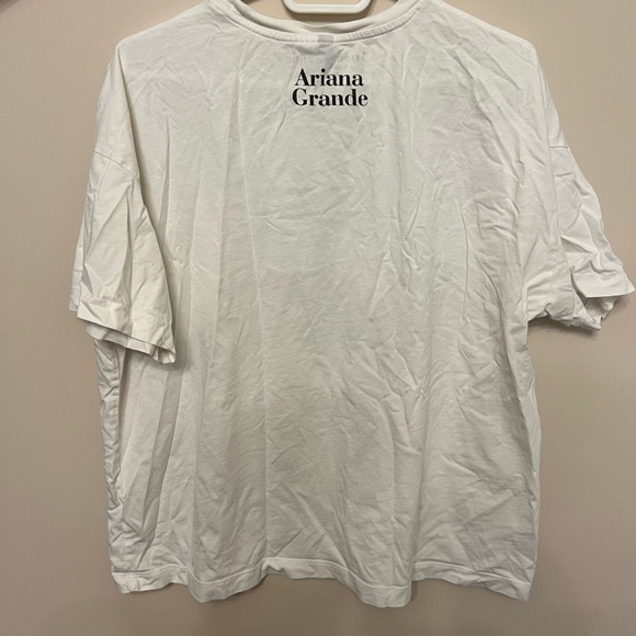 Ariana Grande Graphic Tee - Picture 3 of 3